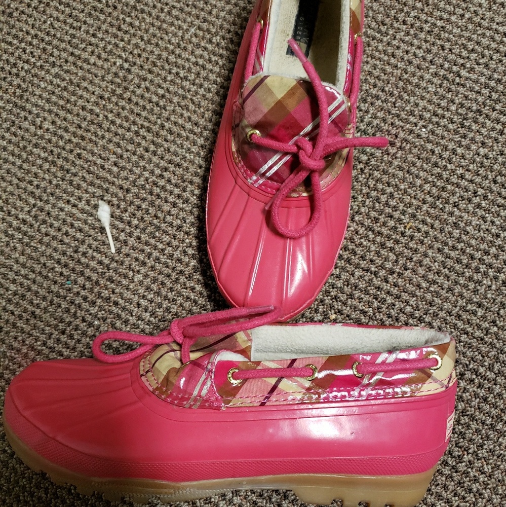 Sperry size 7 rain shoes. Worn 2 or 3 times